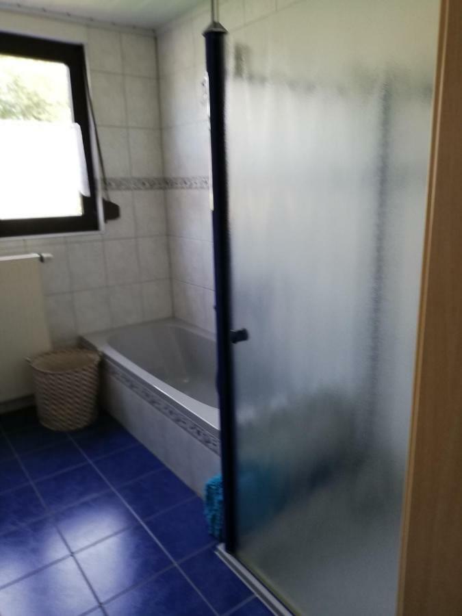 Ferienwohnung An Der Lay Wohnung 2 Bach  エクステリア 写真